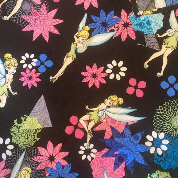 Disney tinkerbell‎ scrub top medium - Picture 2 of 4